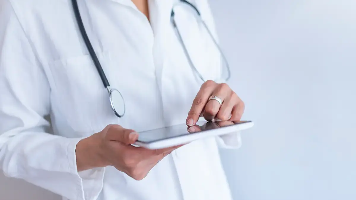 eHealth im Alltag: Wie digitale Pflegeberatung und Gesundheitslösungen einfacher werden